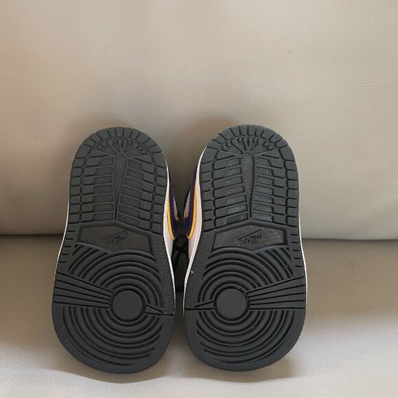 NIB Jordan 1 Mid SE (TD) Black Field Purple White 4c - Picture 6 of 9